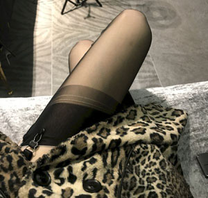 老师的丰满大乳奶_BD韩语在线播放观看