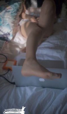 两个人在线观看免费视频_视频全集
