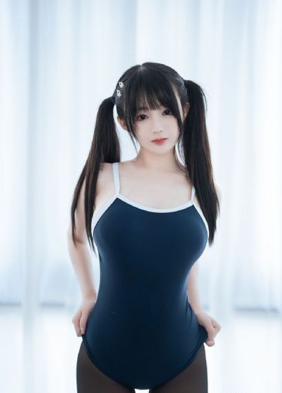 年轻大胸女教师3_国产剧免费观看视频