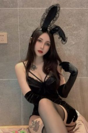 迷人的保姆免费看_BD韩语高清视频播放