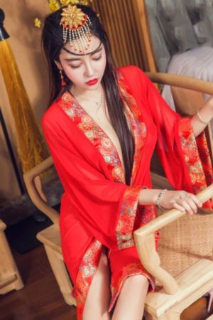 奶奶再爱我一次_高清完整版免费在线观看