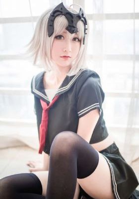 女子高中生存的腰姿_HD电影免费在线